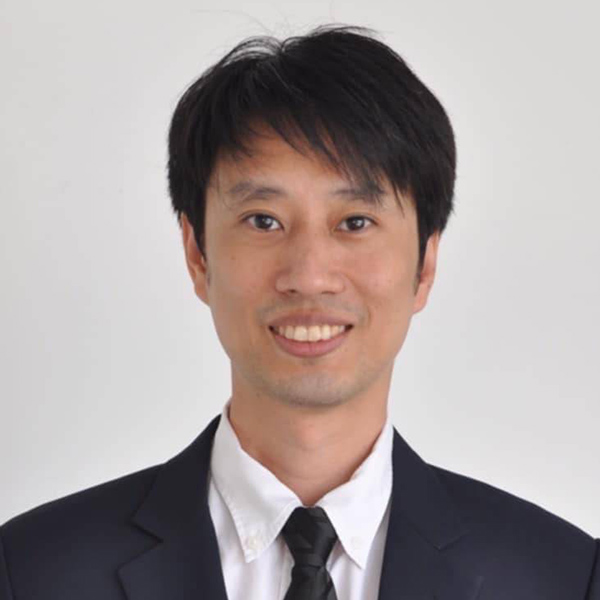 Professor Dr. Tawan Limpiyakorn